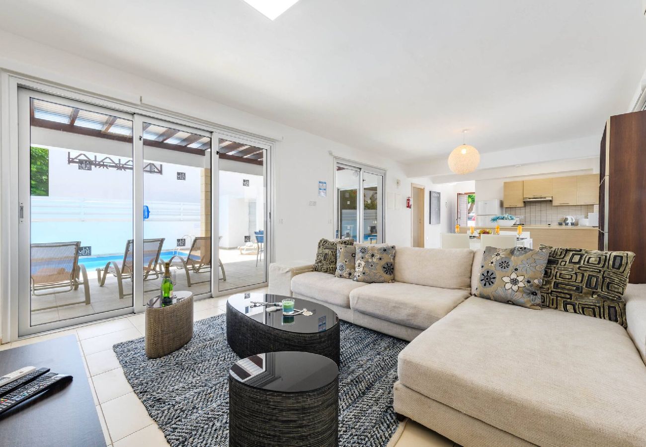 Villa in Protaras - Villa Konnos Breeze