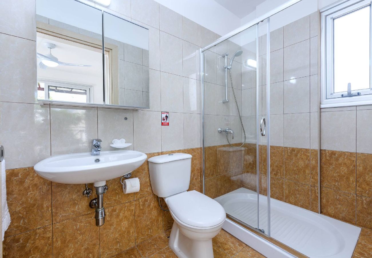 Villa in Protaras - Villa Konnos Breeze