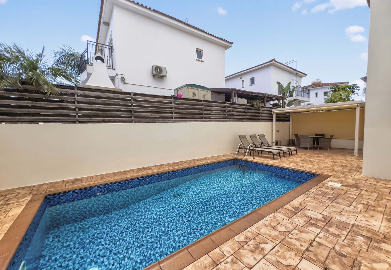 Villa in Protaras - Villa Ioli