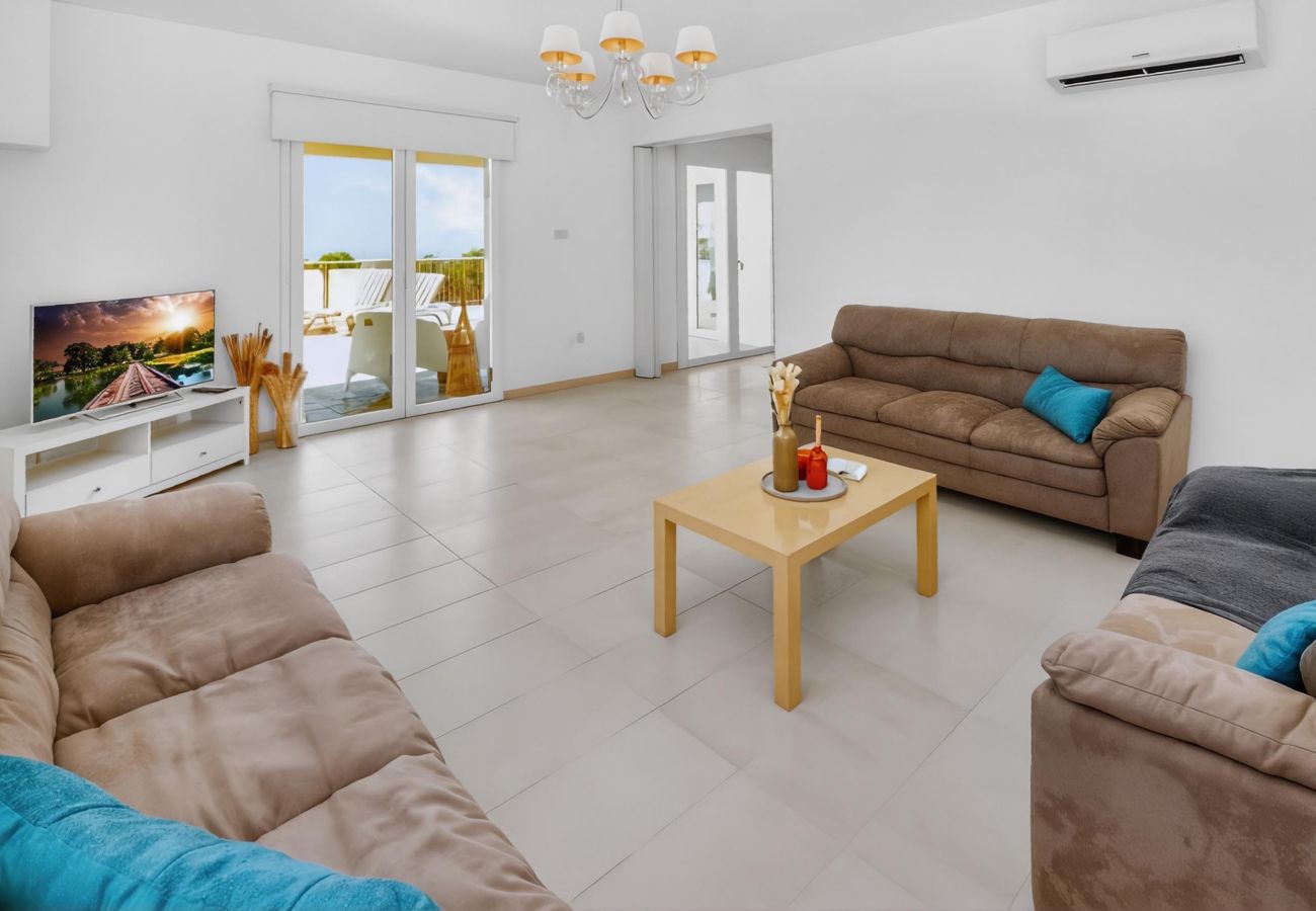 Villa in Ayia Napa - Villa Christina Elité