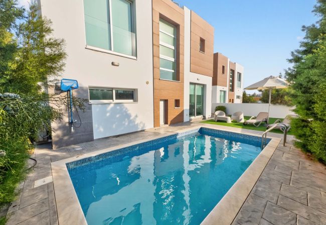 Villa in Protaras - Villa Alassia Blue