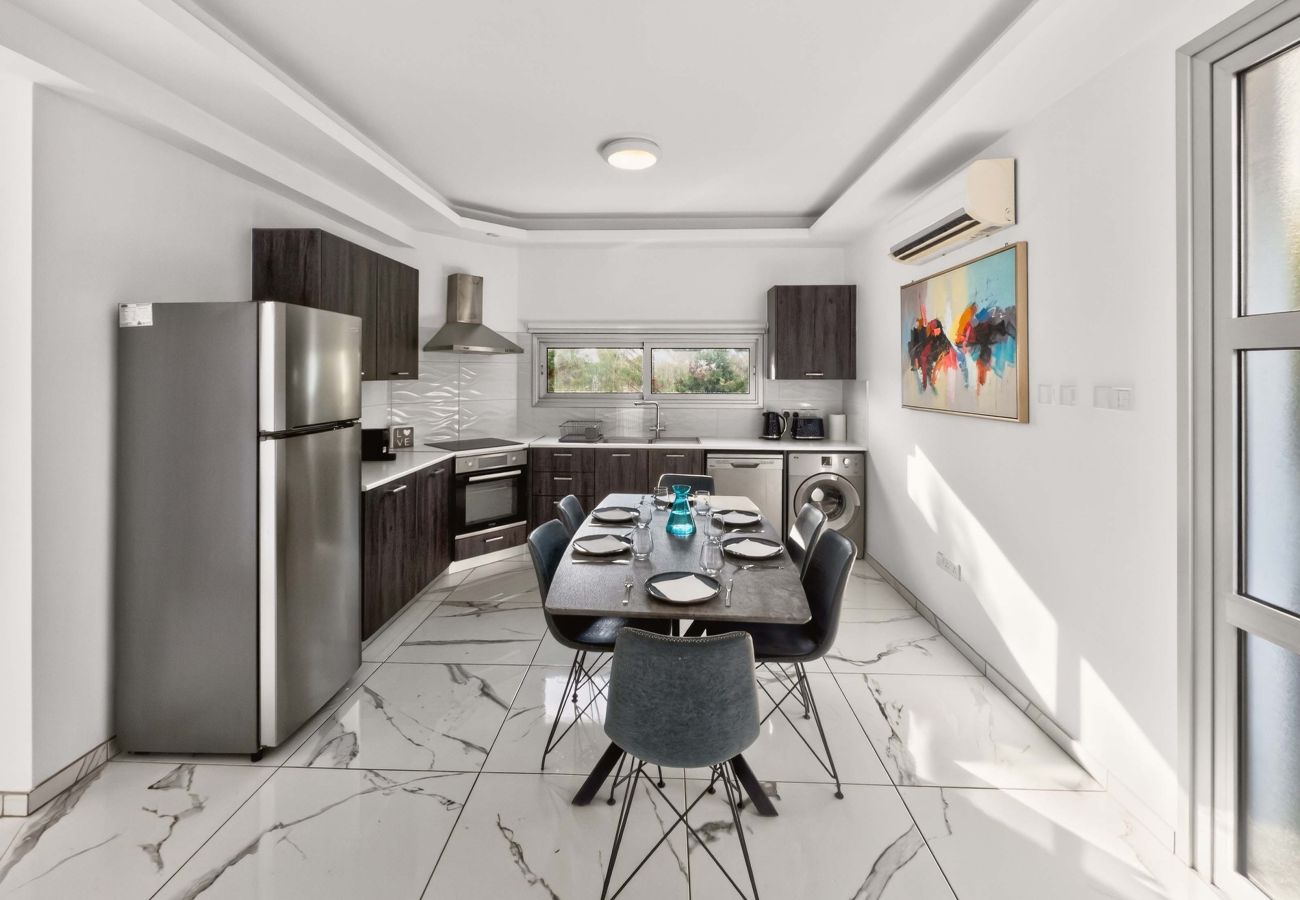 Villa in Protaras - Villa Alassia Blue