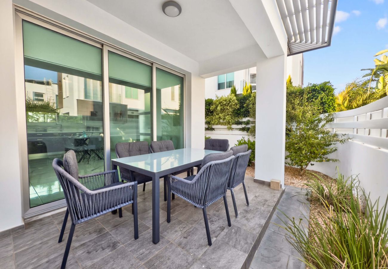 Villa in Protaras - Villa Alassia Blue