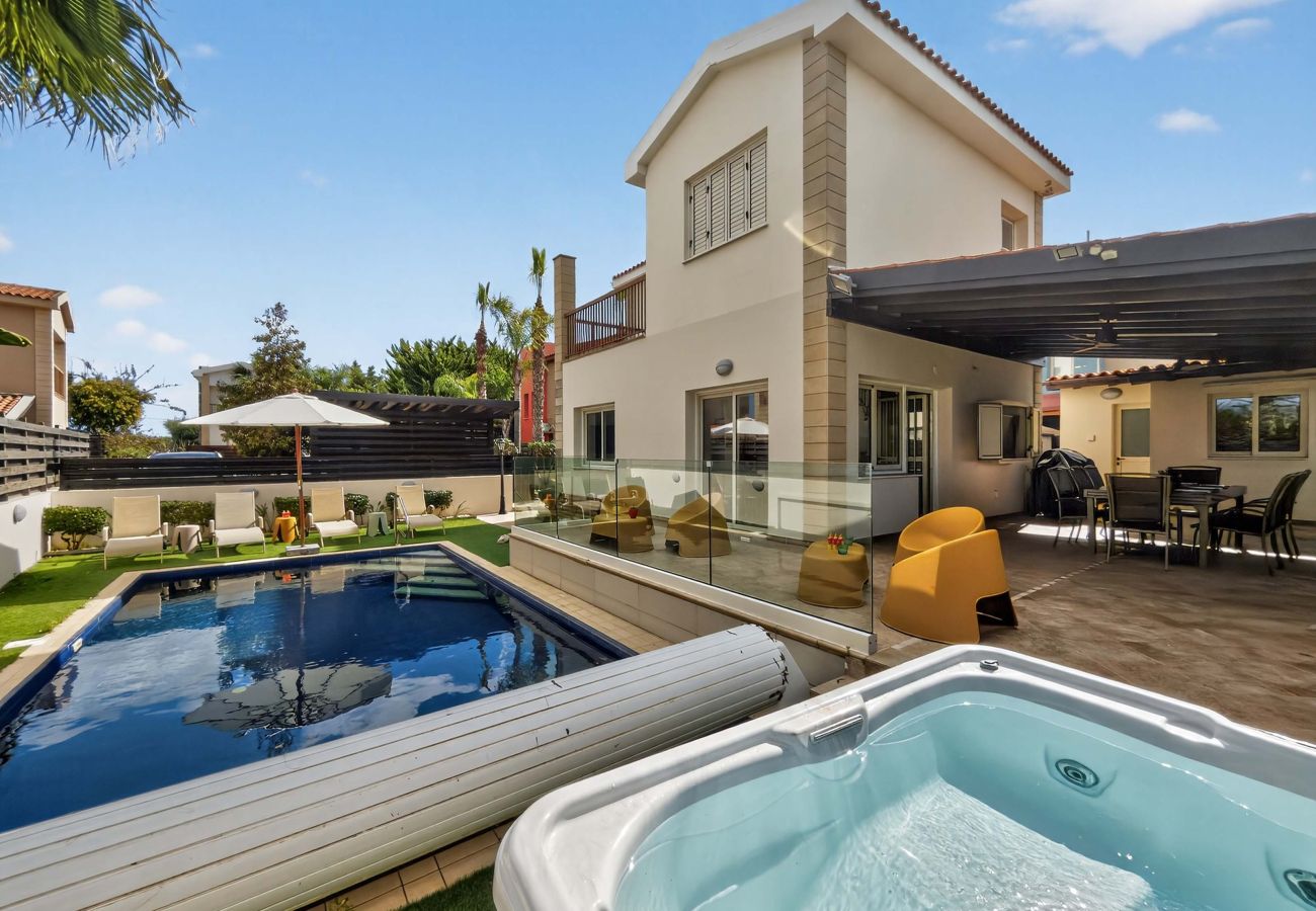 Villa in Ayia Napa - Rock Azure Villa