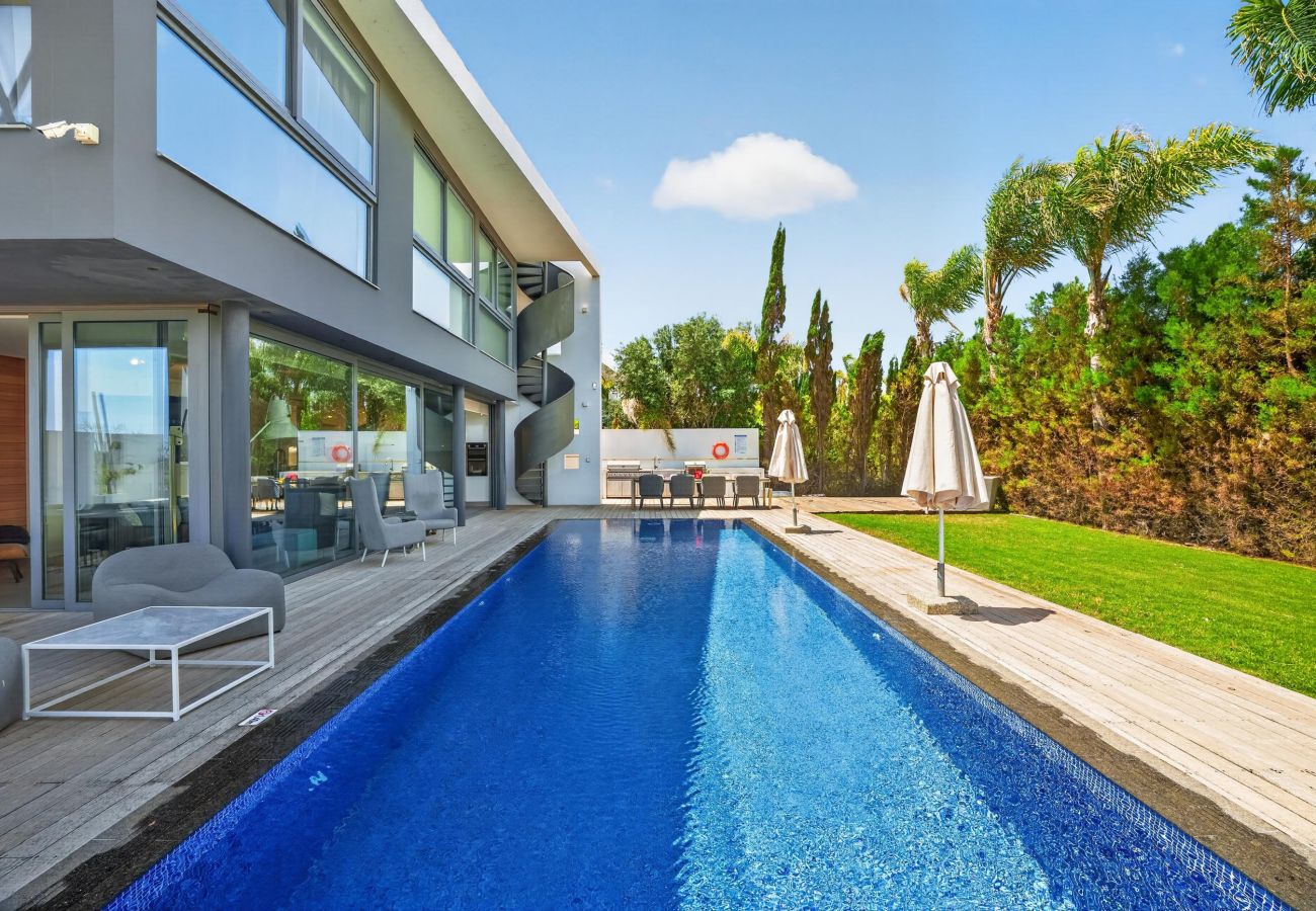 Villa in Protaras - Azzurra Seafront Villa