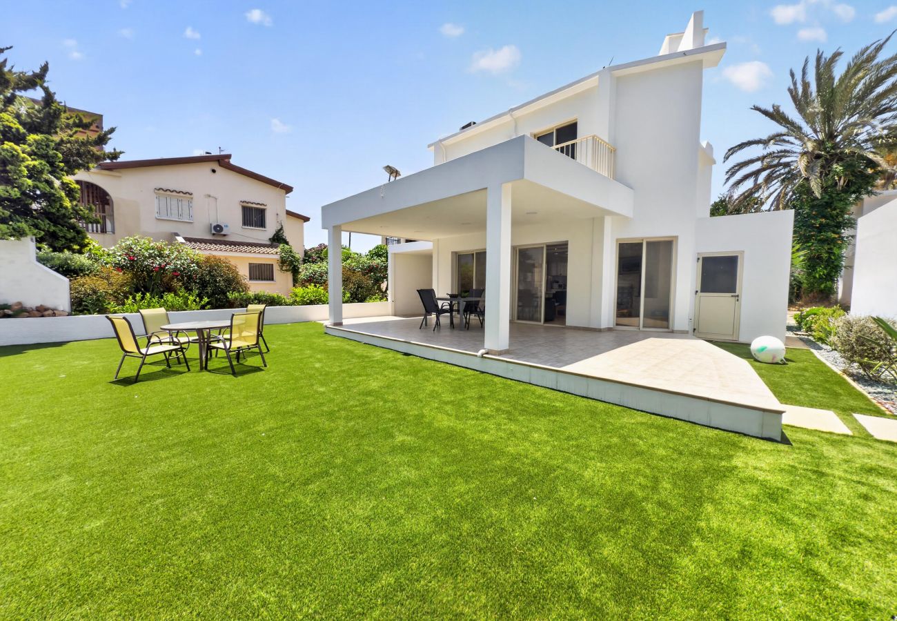 Villa in Protaras - Konnos Joy Villa
