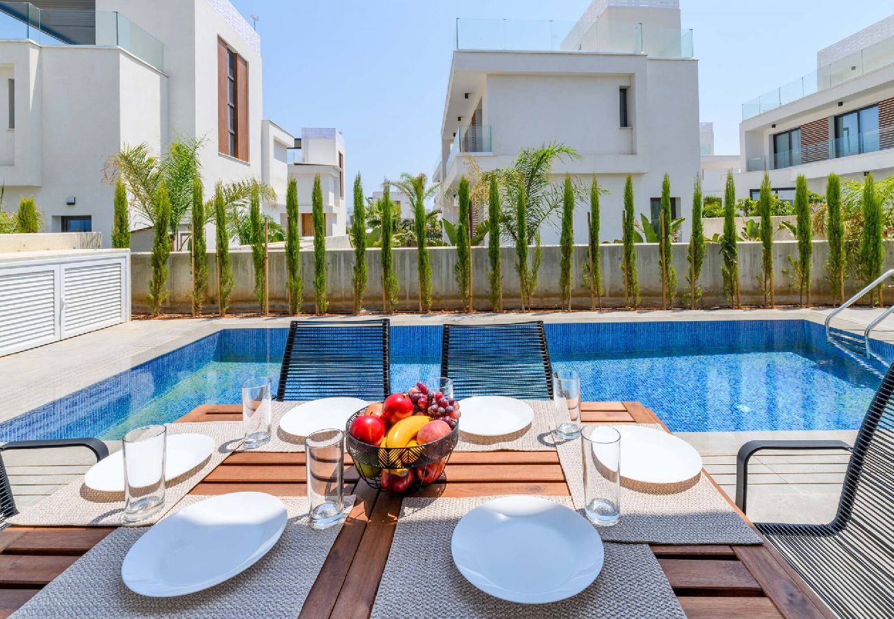 Villa à Protaras - By The Beach - Nova Seaview Villa