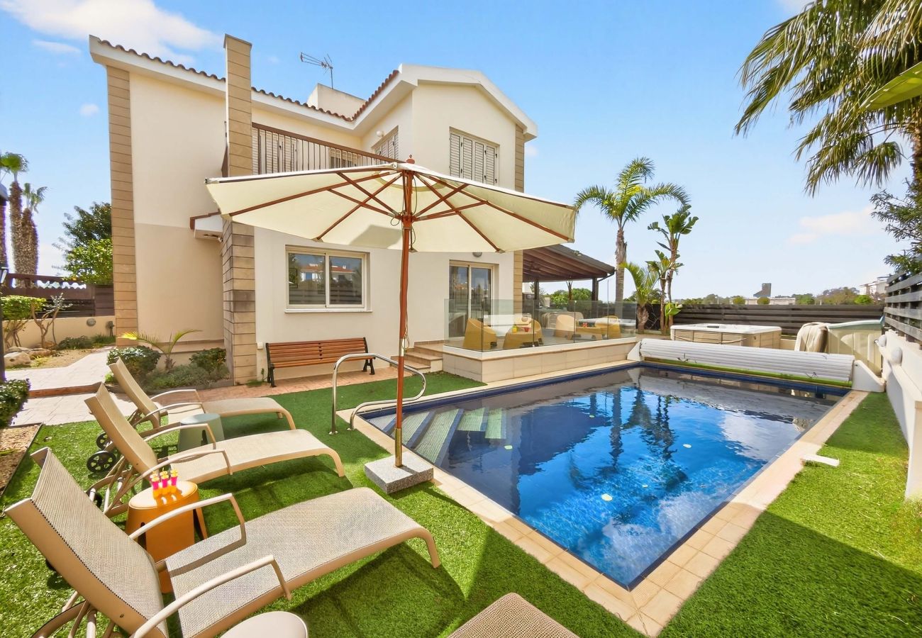 Villa à Ayia Napa - Rock Azure Villa