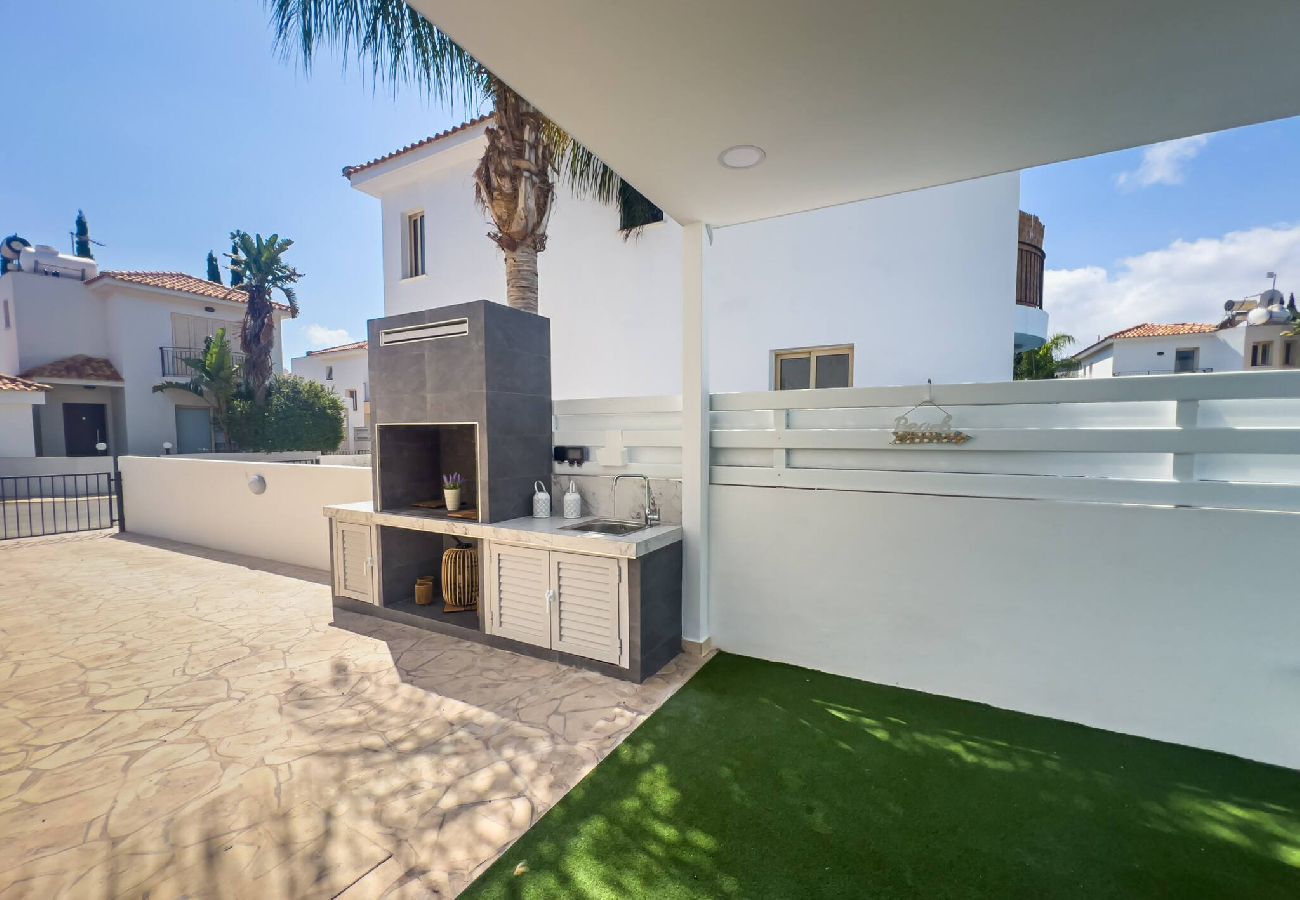 Villa a Protaras - Villa Allegra