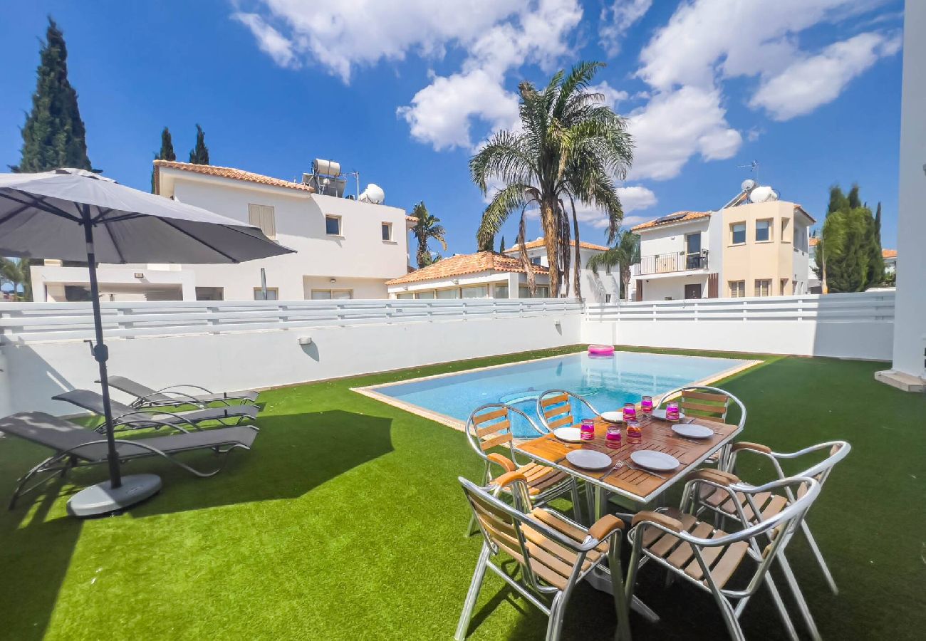 Villa a Protaras - Villa Dolce Vita