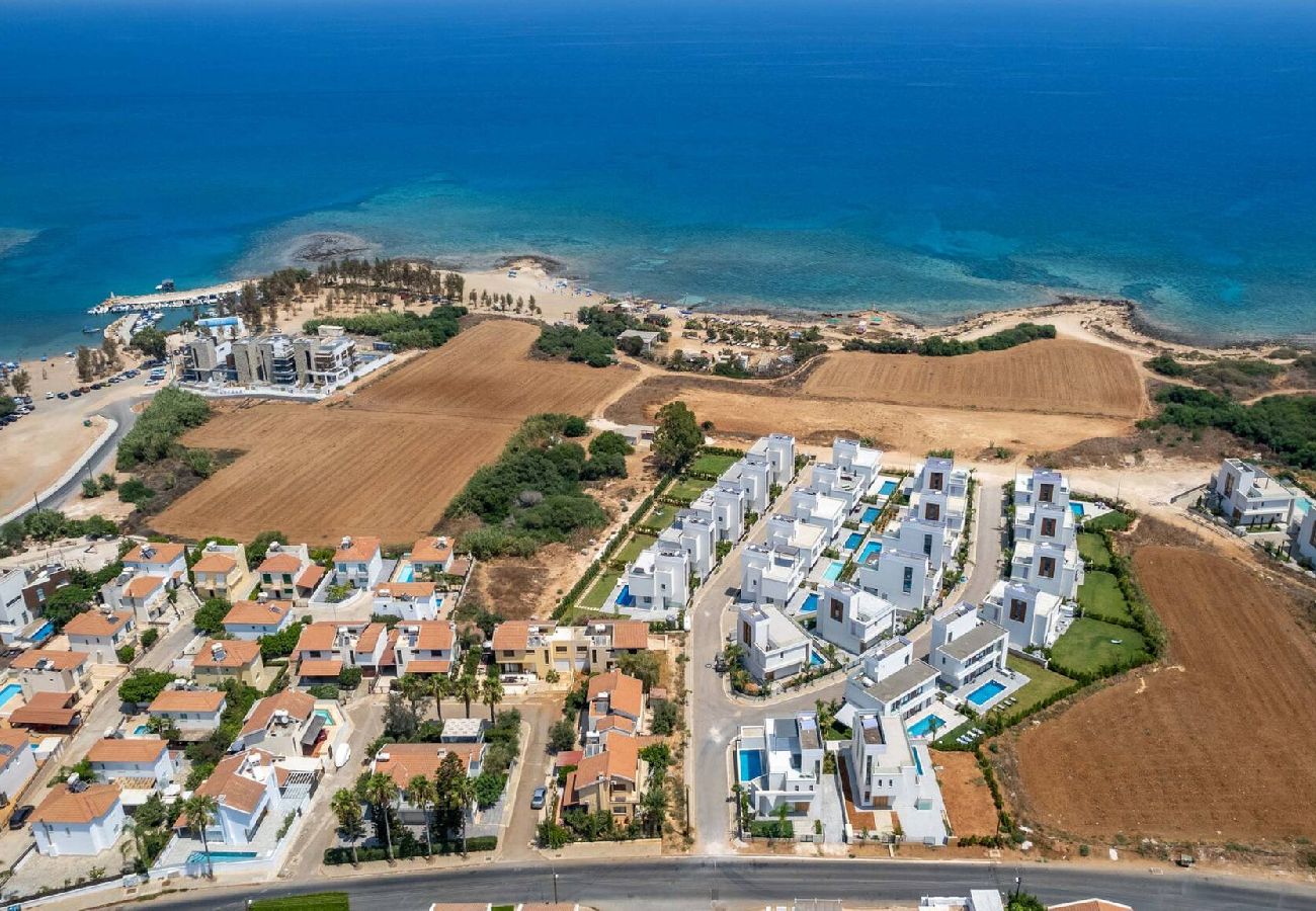 Villa a Protaras - By The Beach - Nova Seaview Villa