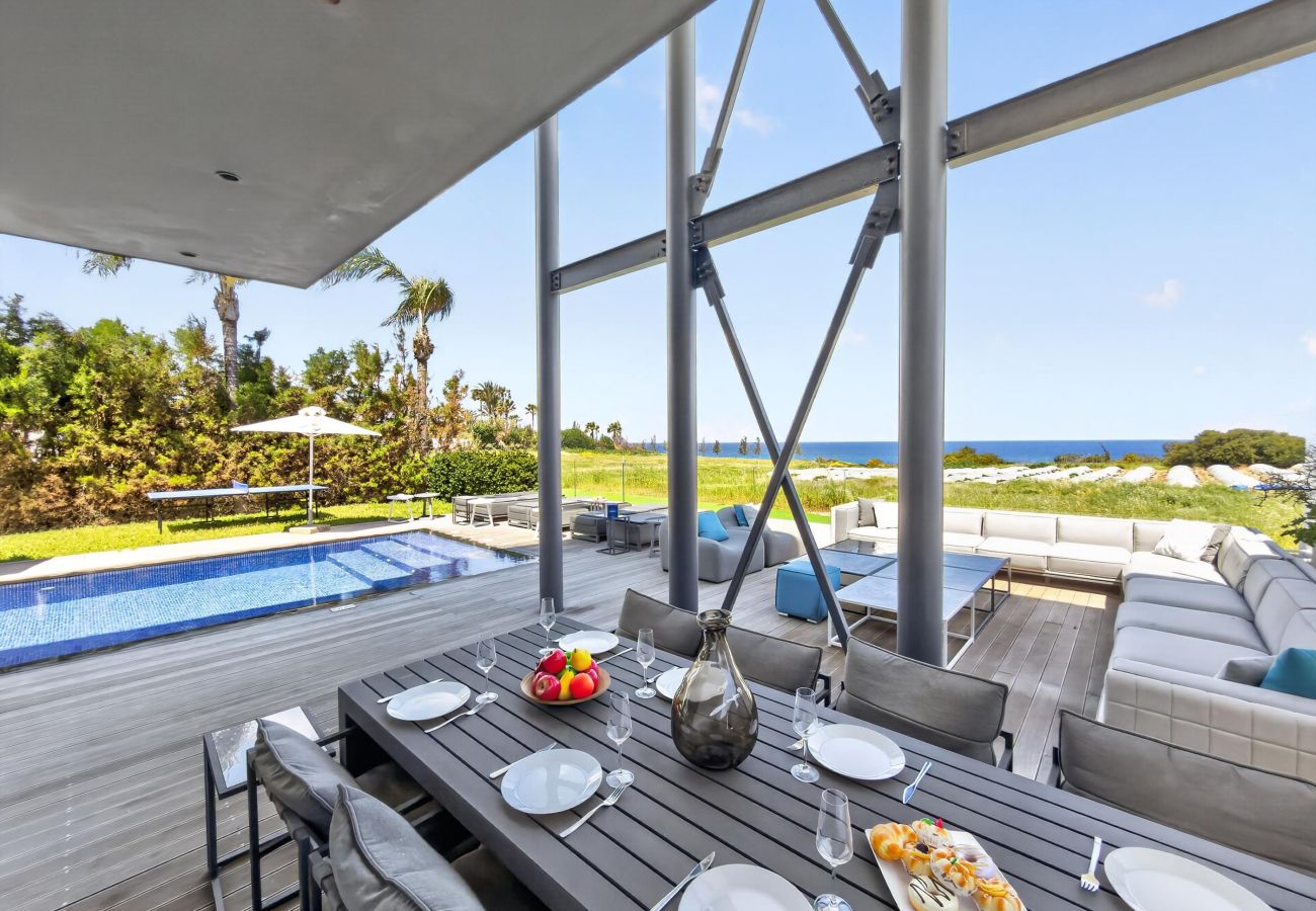 Villa a Protaras - Azzurra Seafront Villa