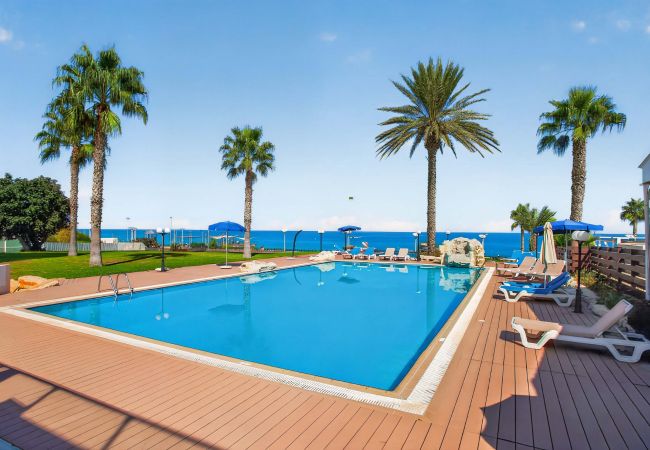 Apartament w Protaras - Fig Tree Bay Seafront 401