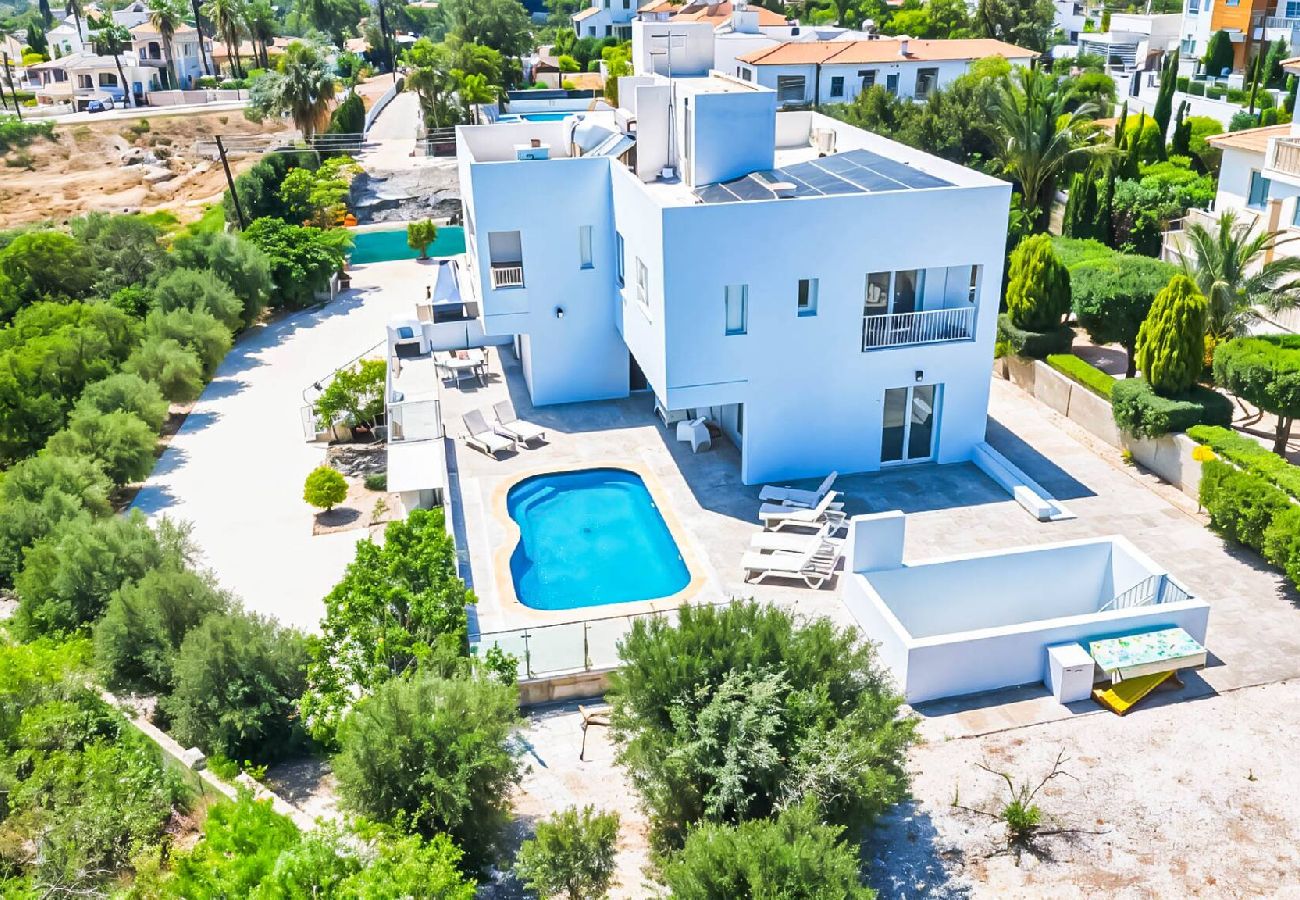 Villa in Ayia Napa - Villa Christina Elité