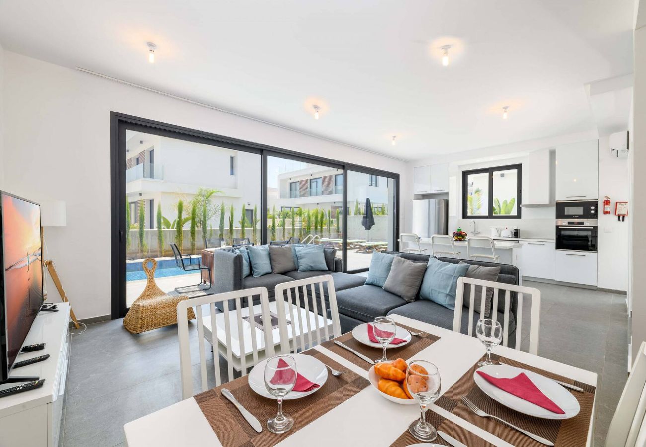 Villa in Protaras - By The Beach - Nova Seaview Villa