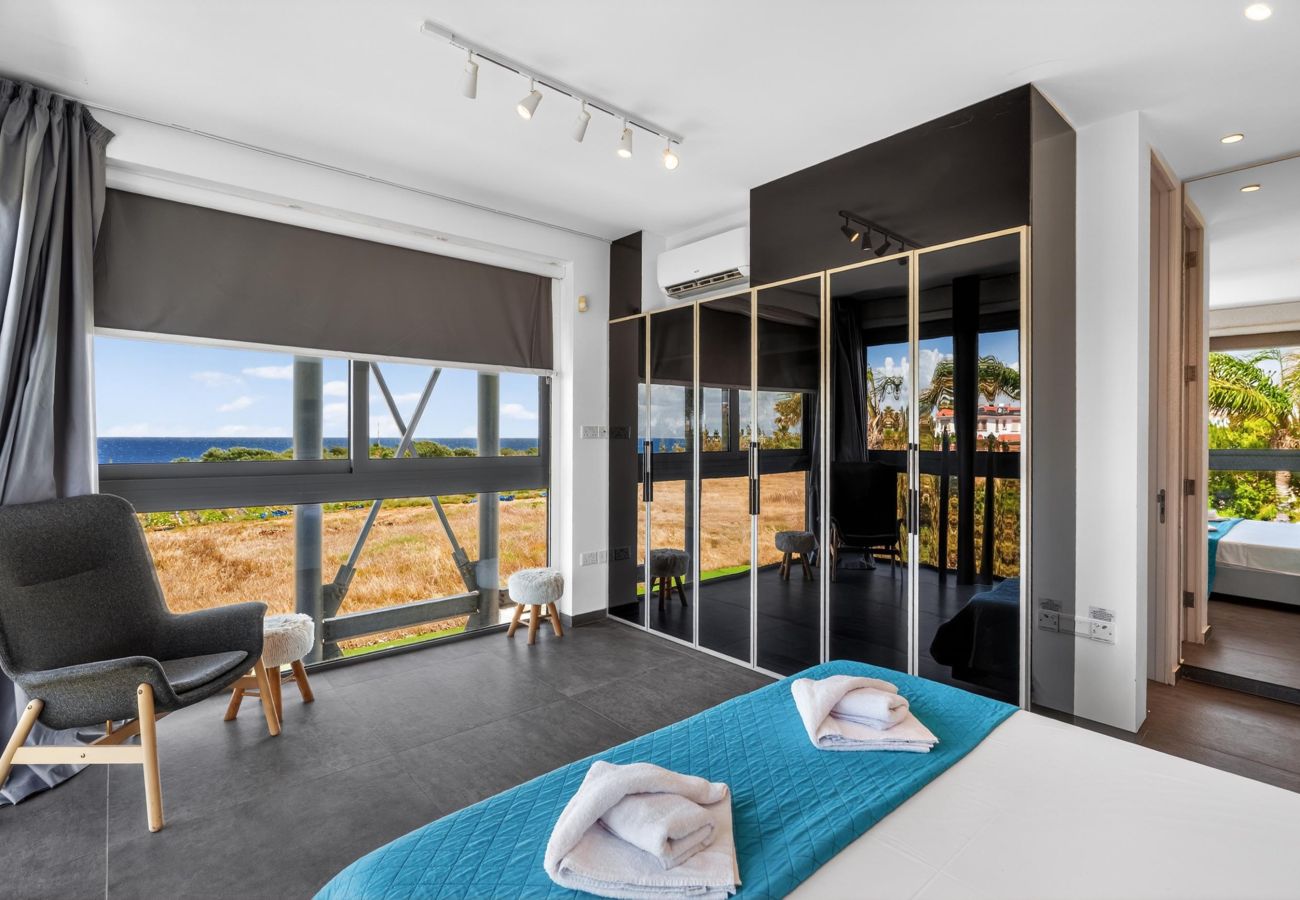 Villa in Protaras - Azzurra Seafront Villa