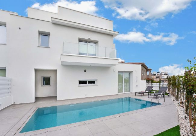 Villa in Ayia Napa - Sun & Moon Luxury - Eclipse Villa
