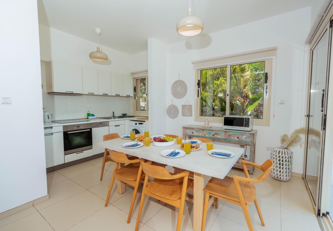 Villa in Protaras - Artisan Seafront Villa - Escape