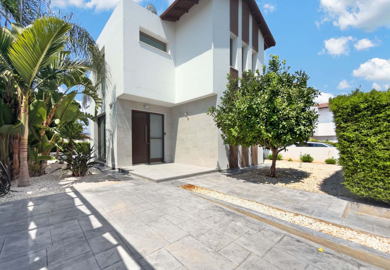 Villa in Pernera - Villa Buena Vida