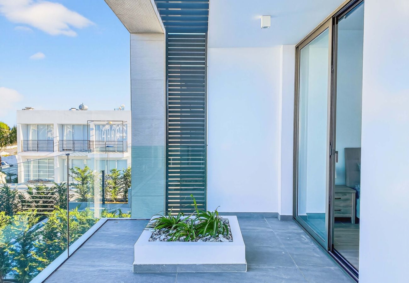 Вилла на Protaras - Azure Serenity Villa