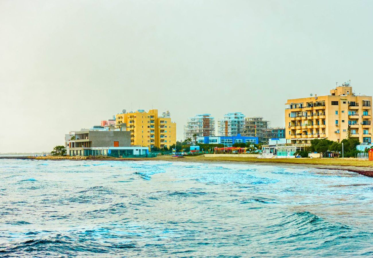 Апартаменты на Larnaca - Mackenzie Suite