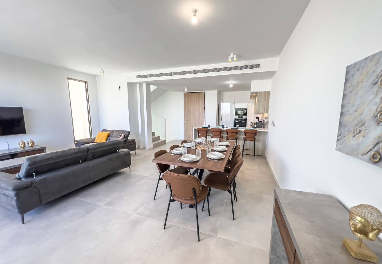 Вилла на Protaras - Azure Horizon Villa