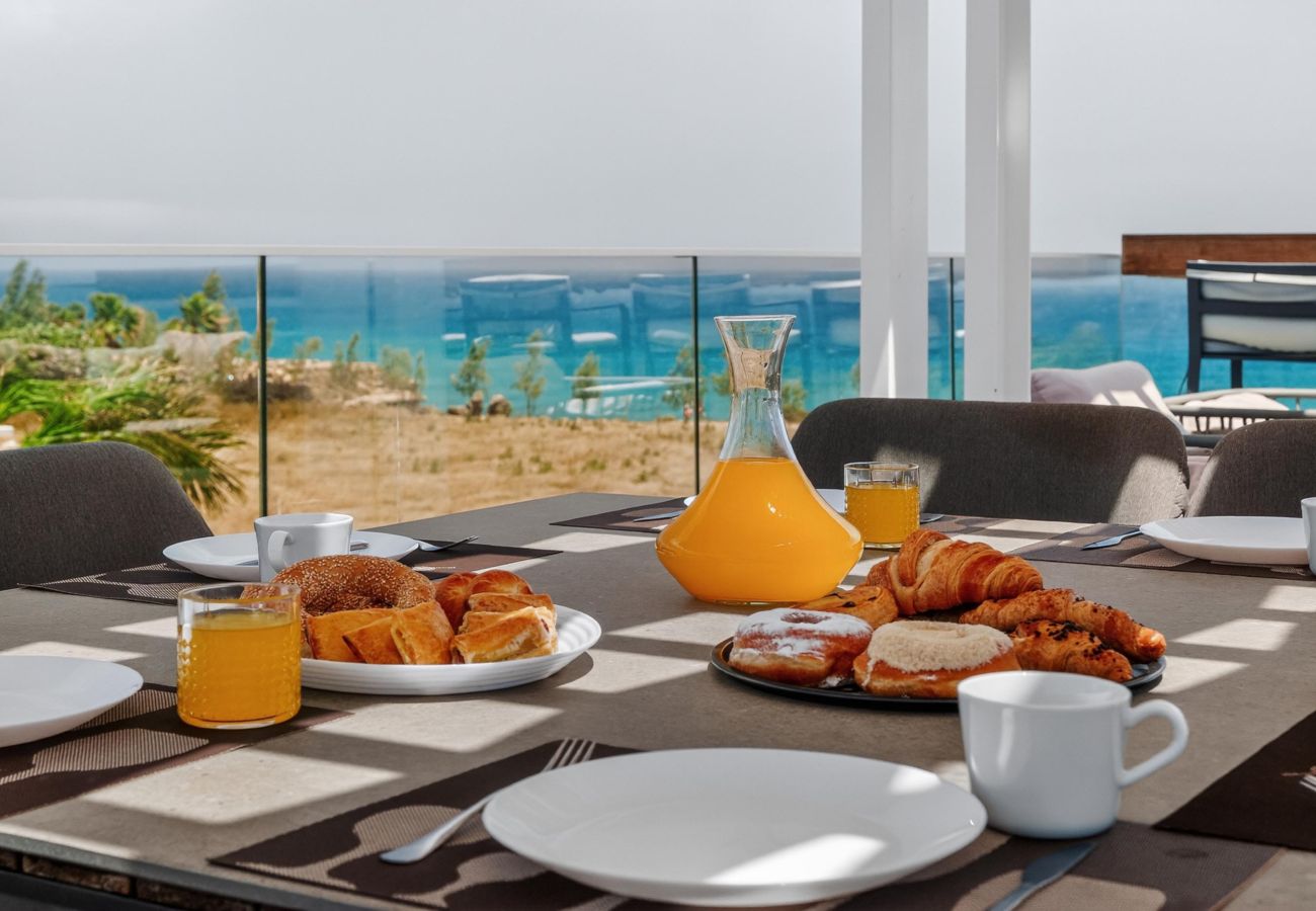 Вилла на Protaras - Azzurra Seafront Villa