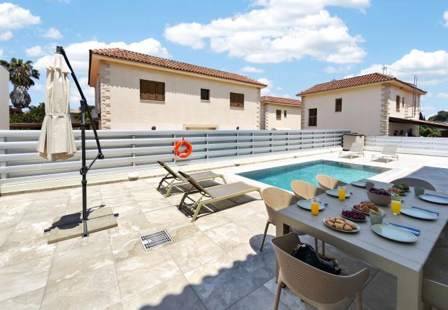 Вилла на Protaras - Delina Coastal Villa