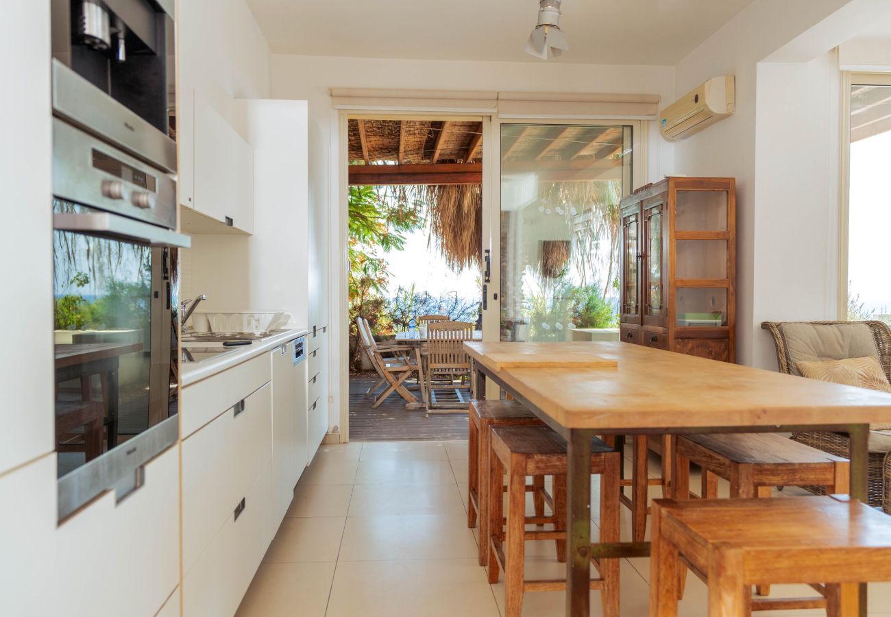 Вилла на Protaras - Artisan Seafront Villa - Treehouse