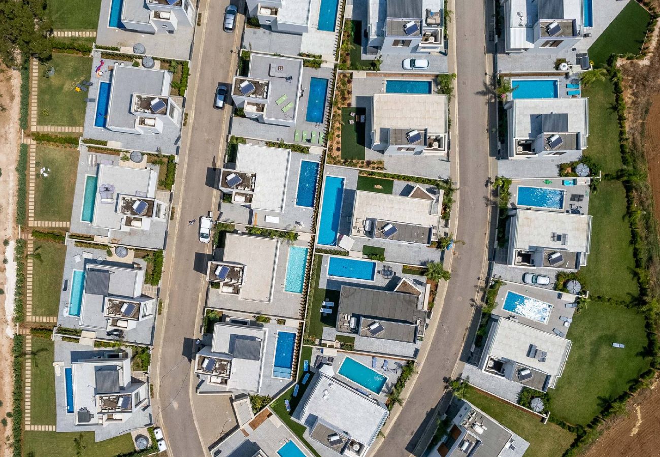 Villa i Protaras - By The Beach - Nova Seaview Villa