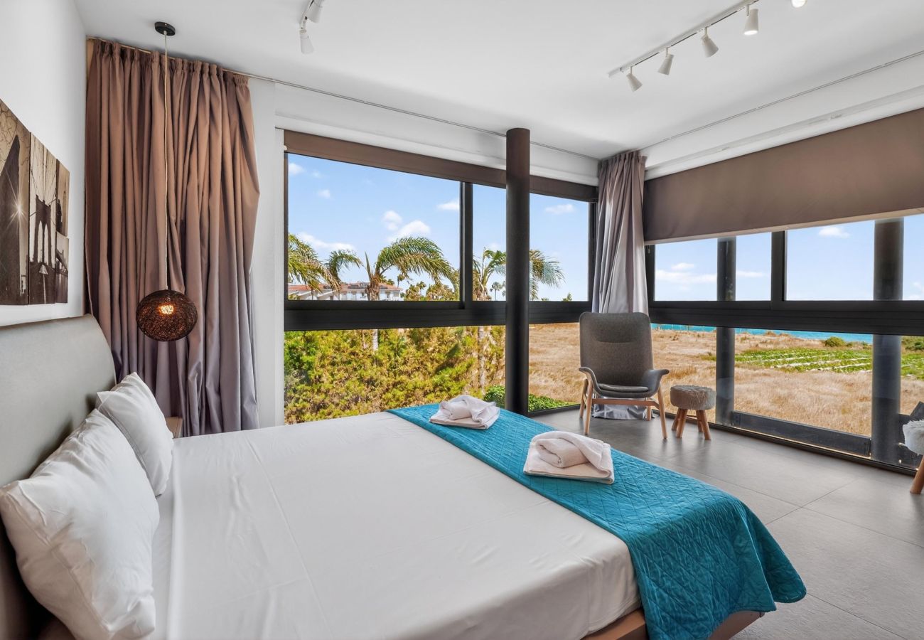 Villa i Protaras - Azzurra Seafront Villa