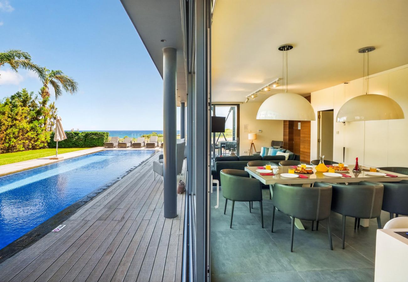 Villa i Protaras - Azzurra Seafront Villa