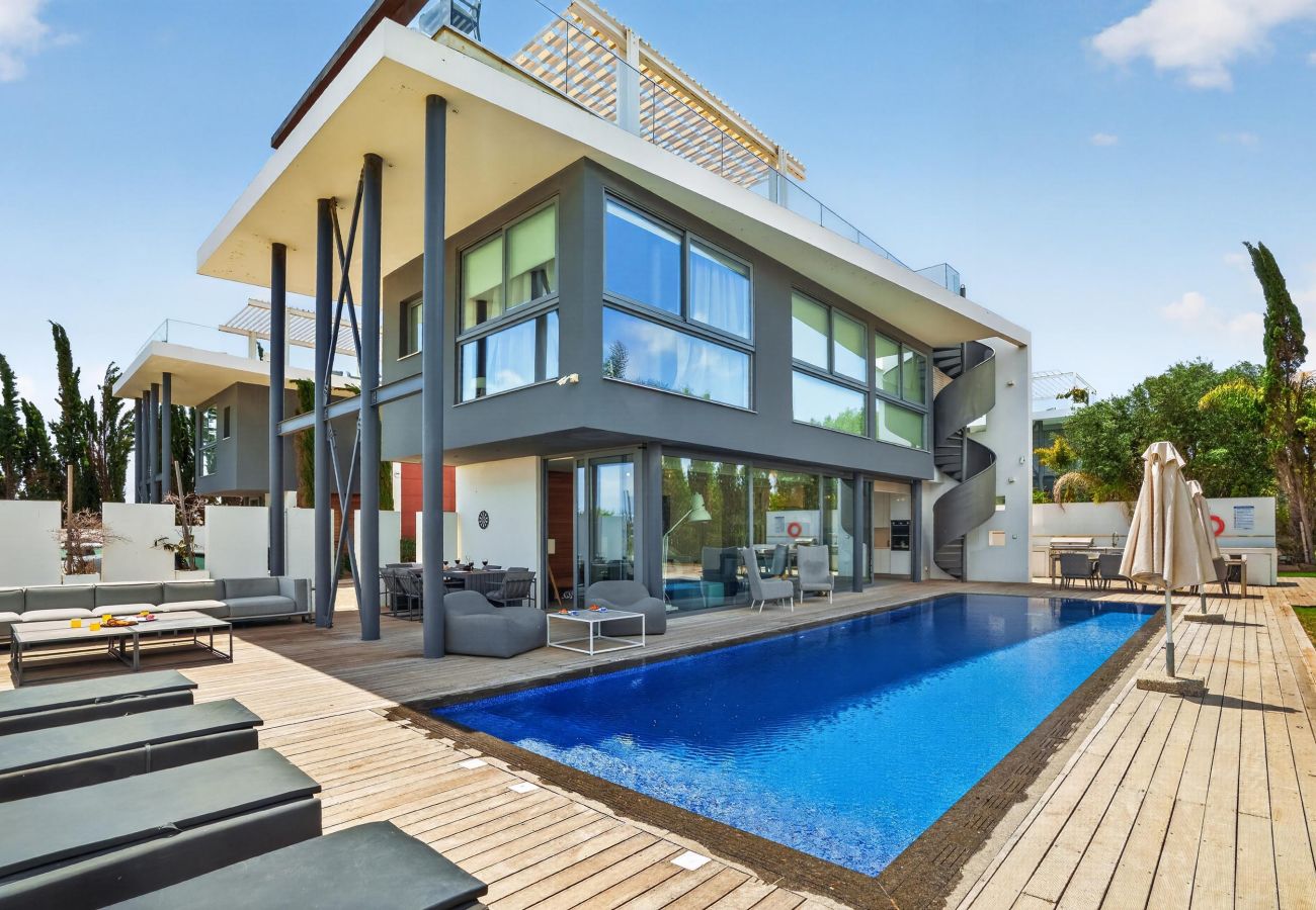 Villa i Protaras - Azzurra Seafront Villa