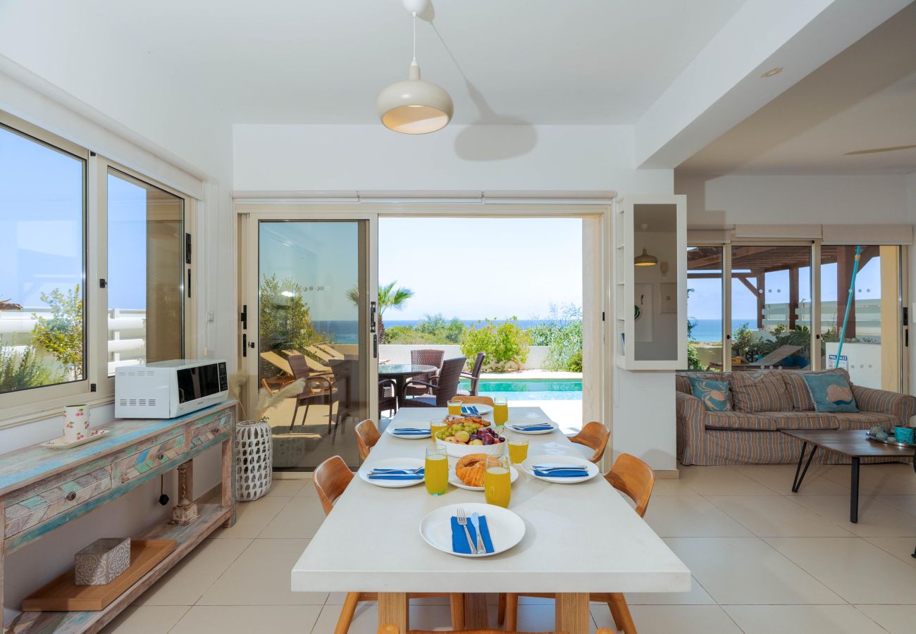 Villa i Protaras - Artisan Seafront Villa - Escape