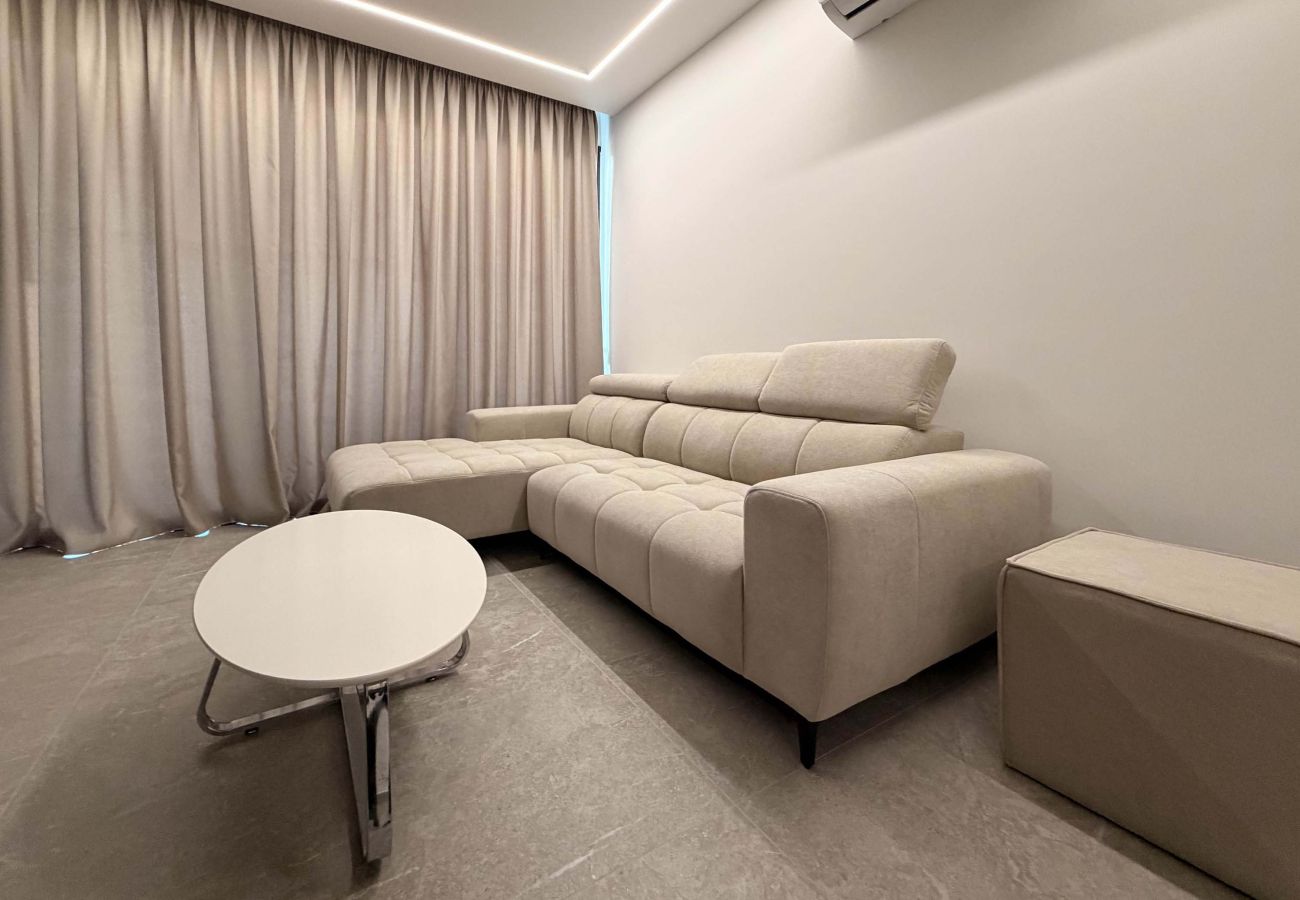 Lägenhet i Lakatamia - Cecilia Luxury Suite